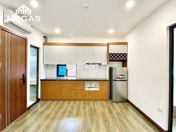 CHO THUÊ 1N1K CỬA SỔ FULL NỘI THẤT MỚI TINH NGAY LẠC LONG QUÂN, TÂY HỒ