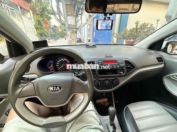 Kia Morning 2013 Van 1.0 AT