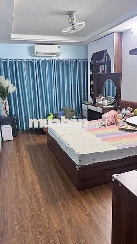 Nhà 6 Tầng Ngay Mặt Phố Vũ Xuân Thiều Vào 50m, Full Đồ - 7.x tỷ