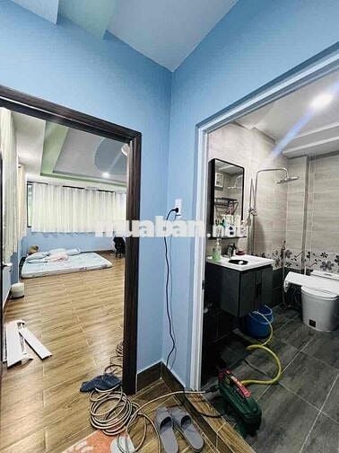 Nhà Đẹp 2 Tầng - Gần Mã Lò Hương Lộ 2 Lê Văn Quới ( 4m x 18m) Hướng ÐN