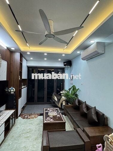 Nhà 6 Tầng Ngay Mặt Phố Vũ Xuân Thiều Vào 50m, Full Đồ - 7.x tỷ