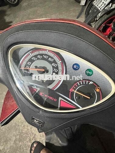 Xe Kymco Candy Hi 50 tay ga màu đỏ mới 95%