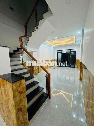 Nhà Đẹp 3 Tầng — Gần Liên Khu 5-6 BHH B ( 4m x 17m) Hướng Bắc