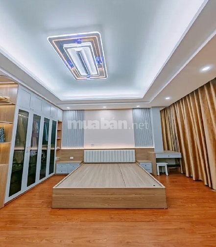 Bán gấp nhà Cầu giấy, Doãn kế thiện, gara ô tô mặt tiền 5m giá 11.8tỷ