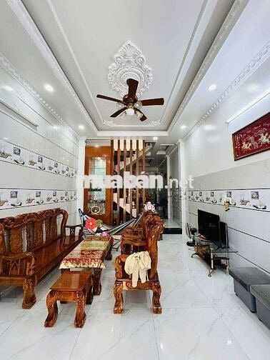 NHÀ BÌNH TÂN gần Tân Phú, DT 4x20m, 4 tầng, hẻm nhựa 6m, nhỉnh 6 tỷ