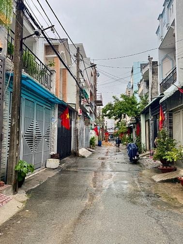 Nhà 3 tầng giáp Gò Vấp - HXH thông 6m - SHR đã hoàn công - nhà mới đẹp