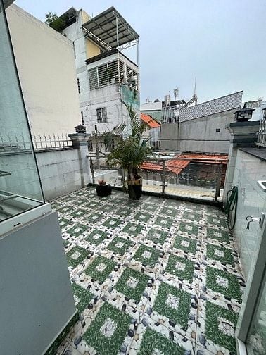 Nhà đẹp cho thuê để ở hoặc làm văn phòng, hẻm xe hơi
