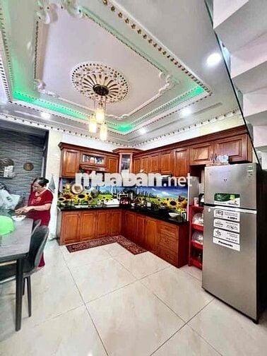 Nhà Đẹp 5 Tầng — Gần Đường 18B Gần Mã Lò Lê Văn Quới Ao Đôi (4m x 16m)