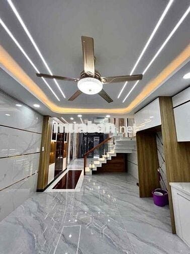 Nhà Đẹp 5 Tầng — Gần Bình Thành Liên Khu 4-5 Lê Đức Anh (4m x 16m)