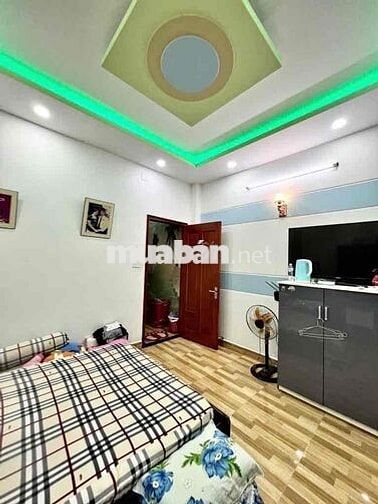 Nhà Đẹp 5 Tầng — Gần Đường 18B Gần Mã Lò Lê Văn Quới Ao Đôi (4m x 16m)