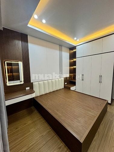 Bán nhà Nhân Chính, Thanh Xuân, Hà Nội; S: 46m2, xây 5 tầng, 12,2 tỷ