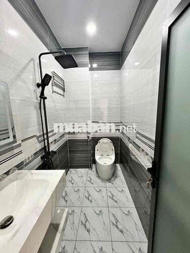 Nhà Đẹp 5 Tầng — Gần Bình Thành Liên Khu 4-5 Lê Đức Anh (4m x 16m)