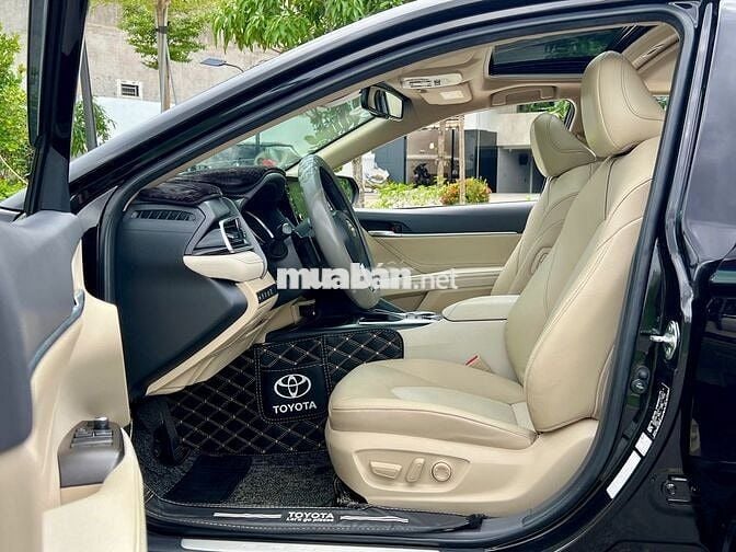 Camry 2.5Q 2022 một chủ bảo dưỡng full hãng