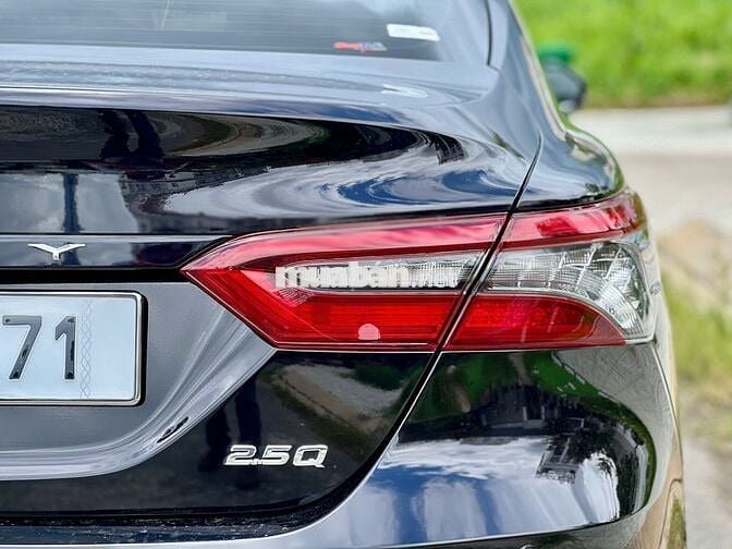 Camry 2.5Q 2022 một chủ bảo dưỡng full hãng
