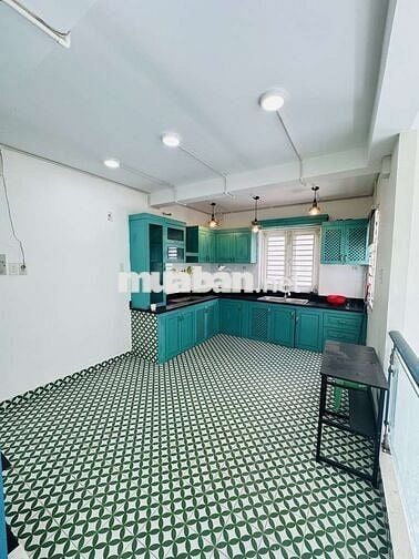 BÁN GẤP NHÀ 4 TÂNG LÊ THÚC HOẠCH NHỈNH 7 Đ