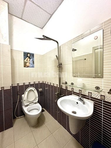 Tòa khách sạn 25 Phòng - Doanh thu khủng 2.3 tỷ/năm - Nguyễn Oanh, Q12