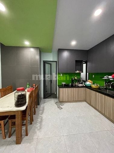 ĐƯỜNG NGUYỄN OANH - ĐI LÀ THÍCH RA LÀ TIỆN GIAO THÔNG XỊN GIÁ 3,8 TỶ