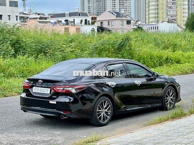Camry 2.5Q 2022 một chủ bảo dưỡng full hãng