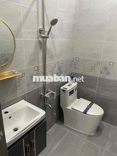 Bán nhà gần chợ ,uỷ ban xã Mỹ Hạnh, đường oto thông