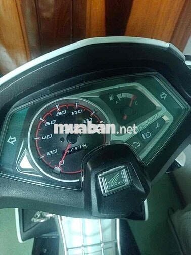 xe zin nguyên cặp lốp