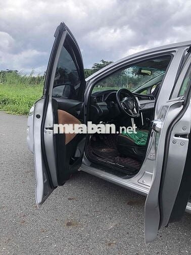 Toyota Innova 2019 2.0E - 125000 km