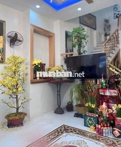 Bán nhà Mặt Tiền đường Lê Văn Sỹ Tân Bình. DT 26m2 giá 3 tỷ 1 Sổ Riêng
