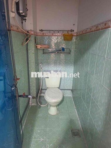 Trệt lầu 3,5*8; 1pn lớn có sẵn máy lạnh Rẻ chốt lẹ