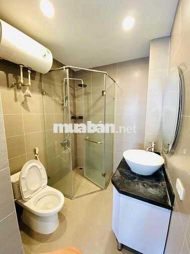 Phòng Khép Kín 20m+Ban Công View Hồ Hai Mặt Thoáng