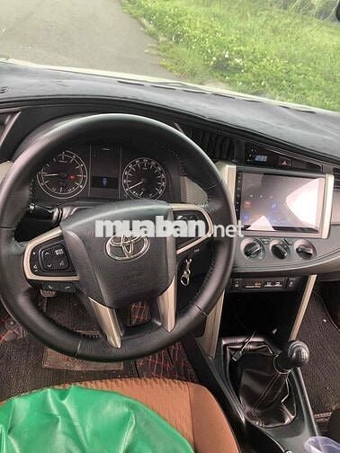 Toyota Innova 2019 2.0E - 125000 km
