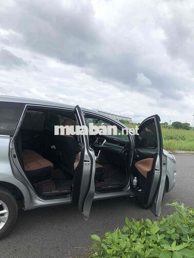 Toyota Innova 2019 2.0E - 125000 km
