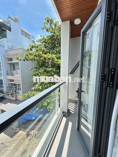 Studio full nội thất, có ban công, đẹp xinh lung linh