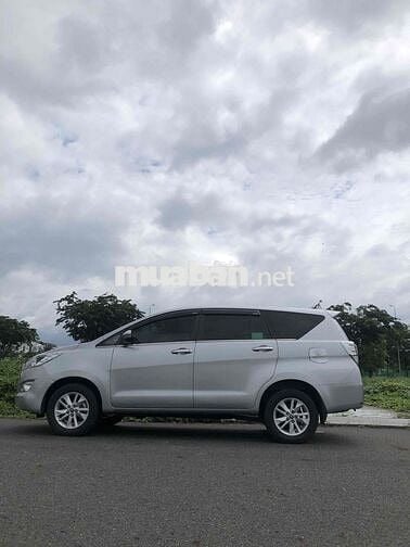 Toyota Innova 2019 2.0E - 125000 km