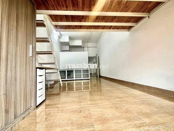 Ở ĐƯỢC 6 BẠN - SIÊU RỘNG - BAN CÔNG