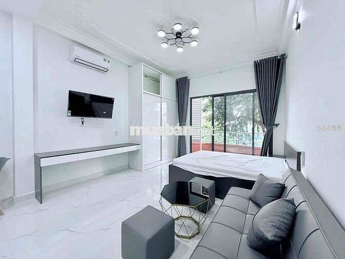 CĂN HỘ STUDIO BAN CÔNG , 38m2 - CẠNH CÔNG VIÊN LÊ VĂN TÁM