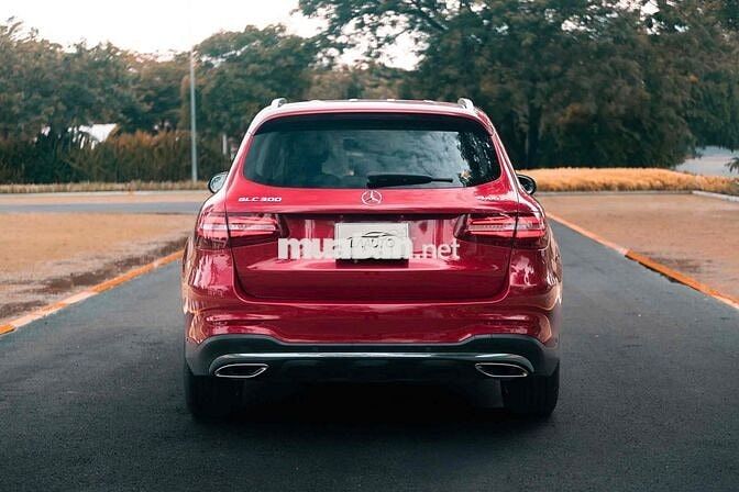 LONG ANH AUTO về Mercedes GLC300 4Matic 2019