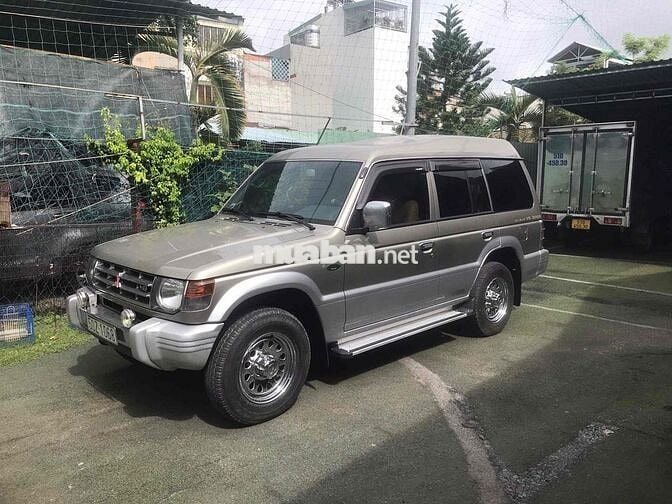Mitsubishi Pajero 2006 3 - 165000 km
