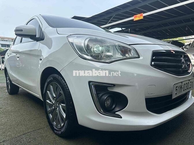 Mitsubishi Mirage 2017 1.2 CVT - 100000 km