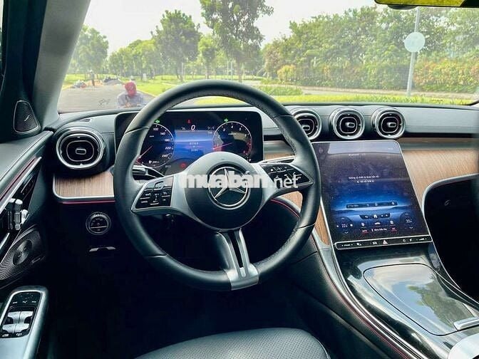 Mercedes C200 Avantgarde Plus V1 2022 -odo 18000km