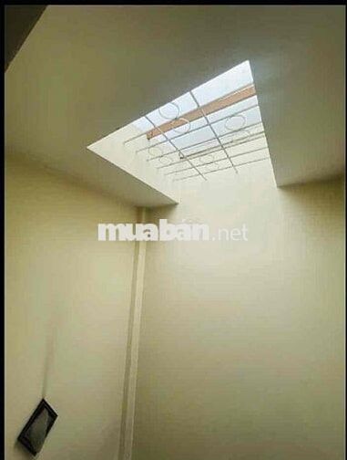 🔥 SƯ  VẠN HẠNH- Hạ 250 Tr - nhỉnh 3 tỷ  + Nhà Đúc BTCT 3 Tầng .Sân Thư