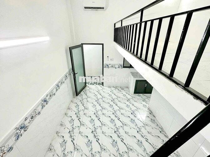 PHÒNG TRỌ GÁC CAO FULL NỘI THẤT GIÁ CẢ HỢP LÝ NGAY HƯƠNG LỘ 2 BÌNH TÂN