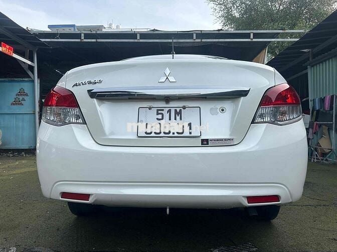 Mitsubishi Mirage 2017 1.2 CVT - 100000 km