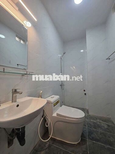 BÁN NHÀ 3 TẦNG MỚI TINH 55m2, HXH TRÁNH NHAU, 4 PN  BÌNH CHIỂU THỦ ĐỨC
