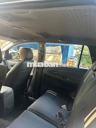 Toyota Innova 2012 E - 120000 km