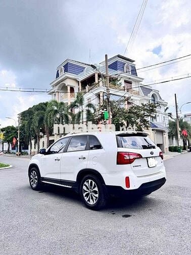 Kia Sorento 2017 GAT - 100000 km