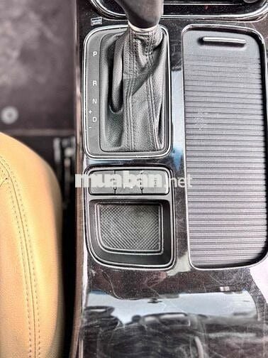 Kia Sorento 2017 GAT - 100000 km