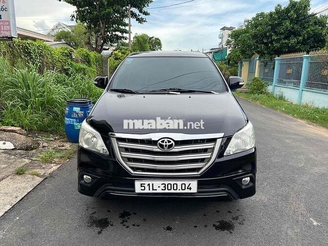 Toyota Innova 2015 2.0E