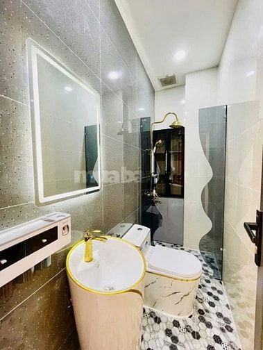 NHÀ GẦN MẶT TIỀN MAI THỊ LỰU, GIẢM SÂU 5TỶ890 DT: 80M2, SHR - Còn TL.