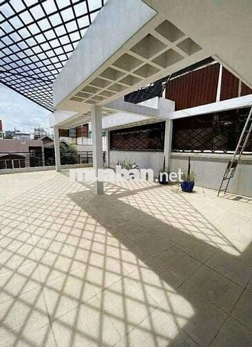 ♥️Nhà Mới Đẹp Hẻm Xe Tải Tân Hoá ,DT:8x17m, 3 Lầu,5PN,6WC