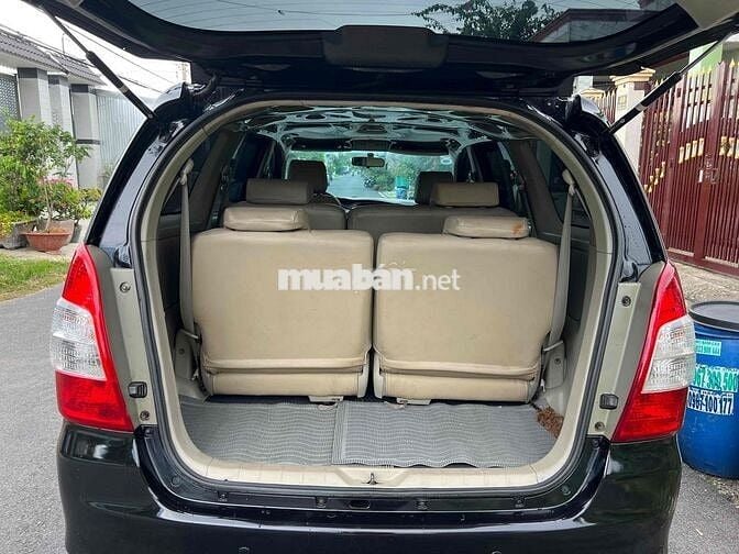 Toyota Innova 2015 2.0E