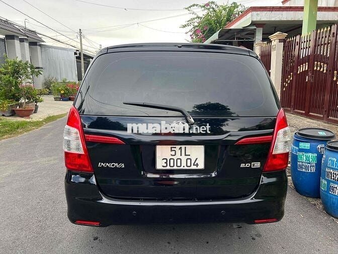 Toyota Innova 2015 2.0E